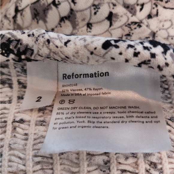 Reformation Meyer top Snake Print - Picture 6 of 8